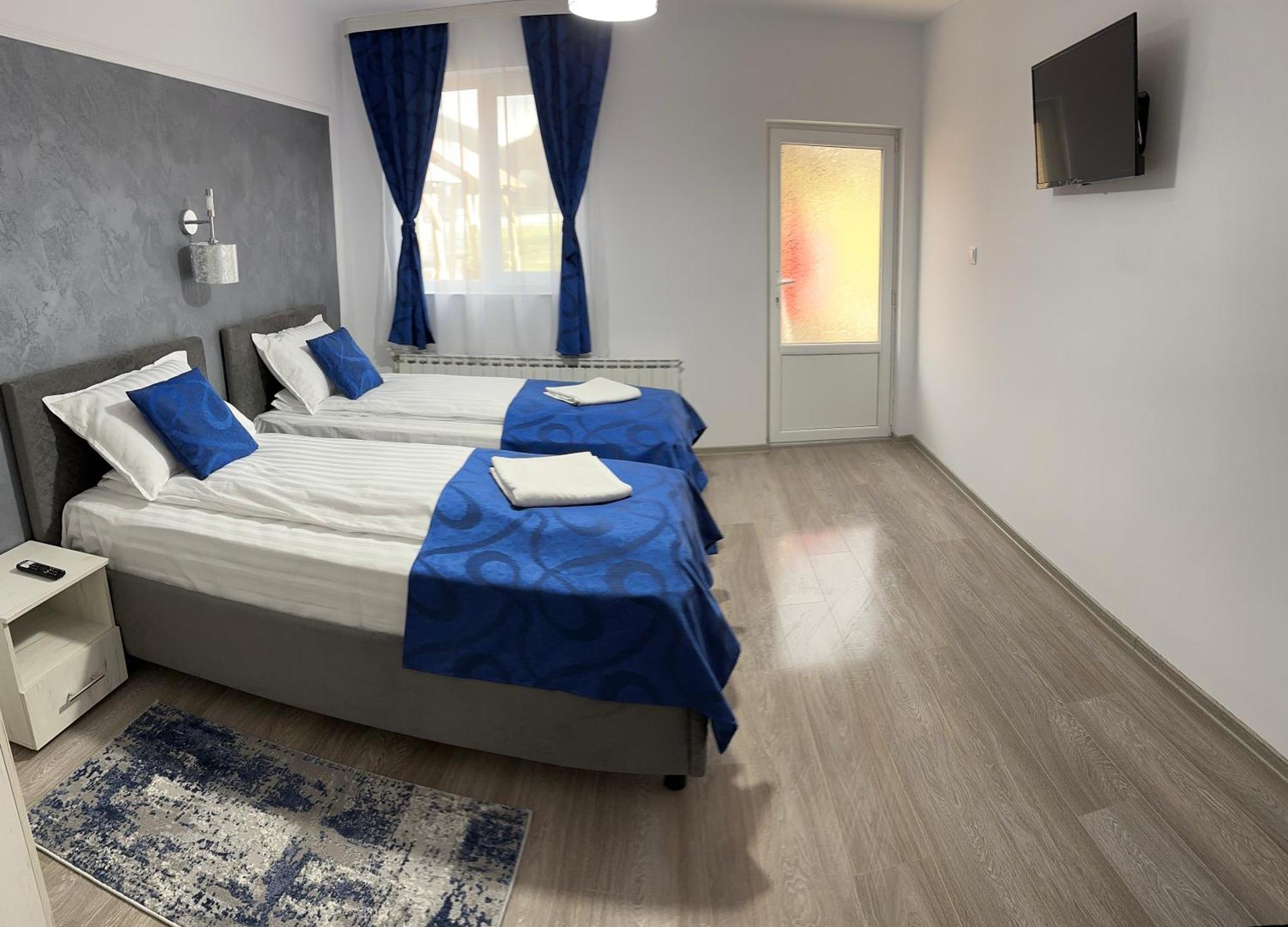 Cabana Sarmis Costesti מראה חיצוני תמונה
