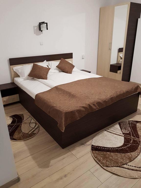 Cabana Sarmis Costesti מראה חיצוני תמונה